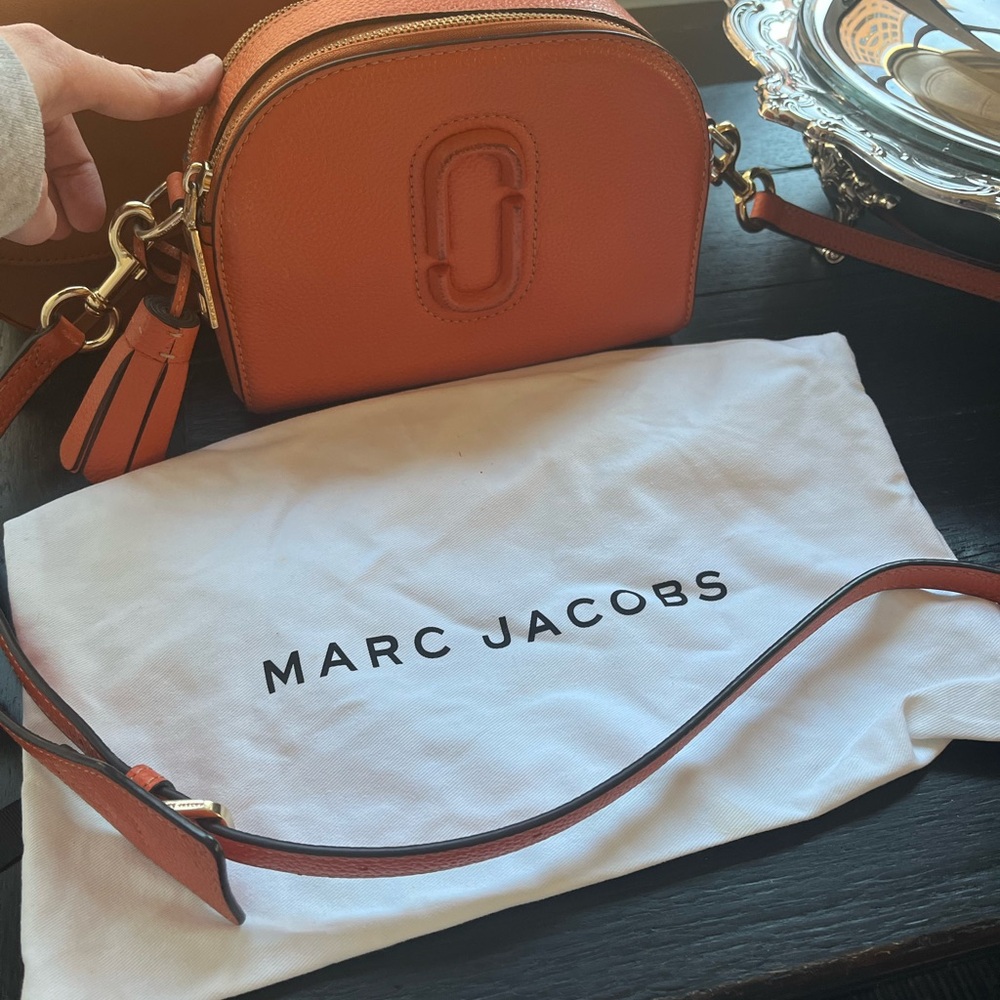Marc Jacobs Cross Body Handbag